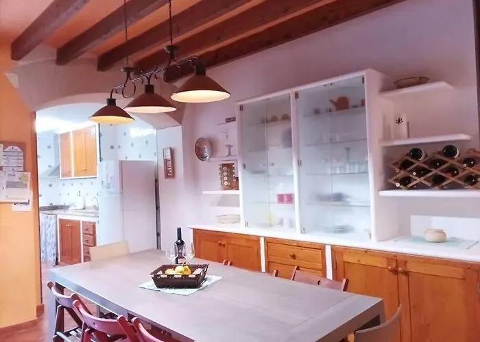 Sotio, Village House In Campanet
